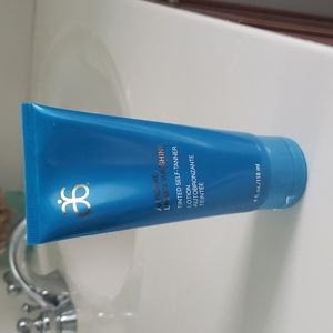 Arbonne Liquid Sunshine Tinted Self Tanner Lotion 4 oz
